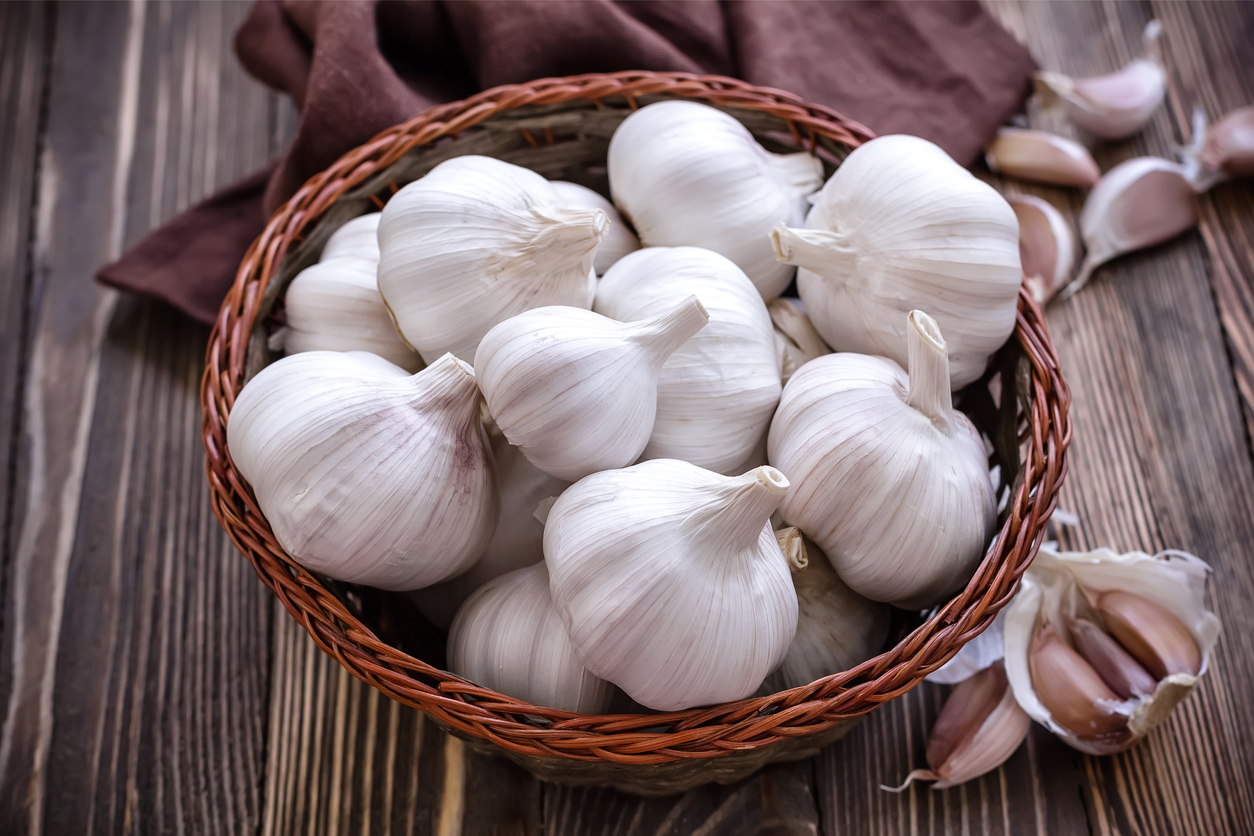 Fresh-garlic.jpg